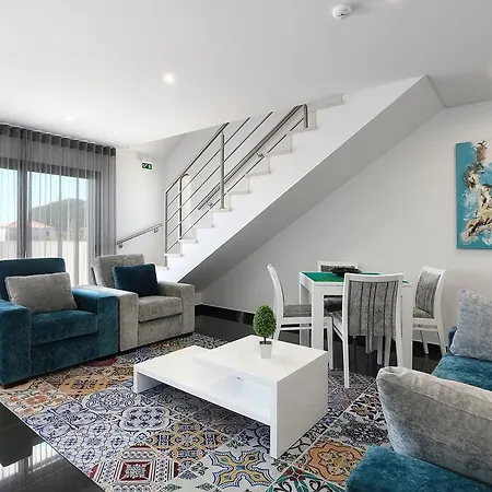 Sunfield - Only Adults بيت ضيافة 4*