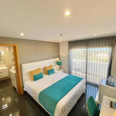 Sunfield - Only Adults 4*