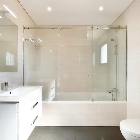 Sunfield - Only Adults Pensión 4*