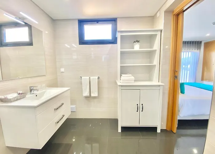 Sunfield - Only Adults